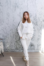 Load image into Gallery viewer, Versatile Hoodie