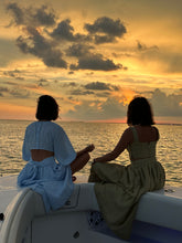 Load image into Gallery viewer, Linen Cropped Top